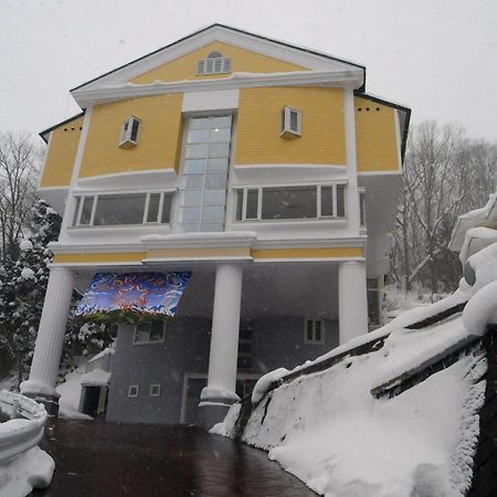 Hotel Bonfire Hakuba Luaran gambar