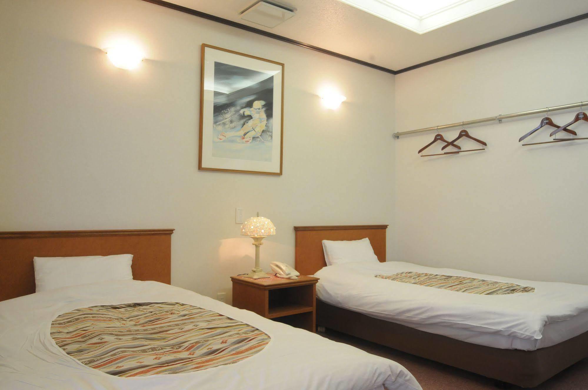 Hotel Bonfire Hakuba Luaran gambar